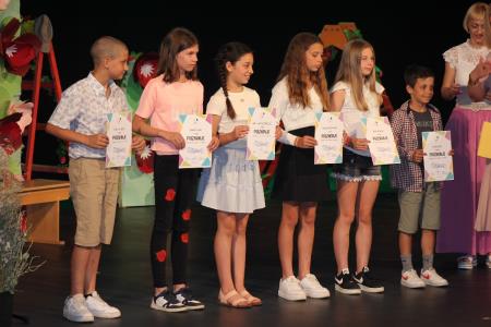 PRIREDITEV OB DNEVU DRŽAVNOSTI IN ZAKLJUČKU ŠOLSKEGA LETA 27
